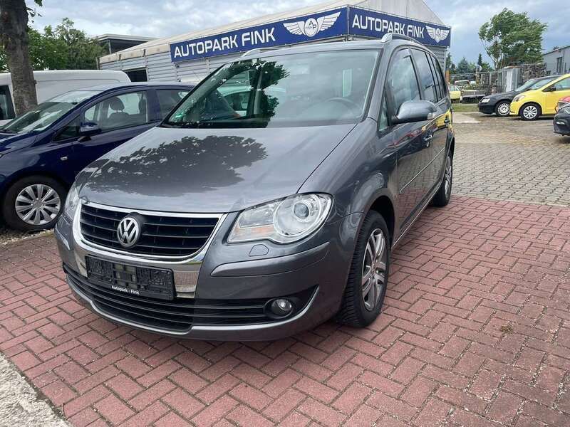 Platinum grey Gebraucht 2007 VW Touran Trendline Van / Kleinbus | 9.550 € (Teuer) - Bild 1/4