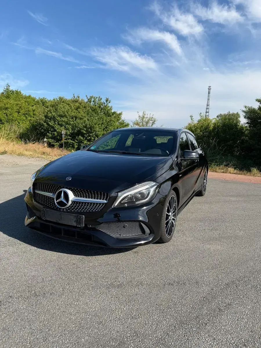 Gebraucht Mercedes 200 136 PS (100 kW) 2017 Schwarz Kombi