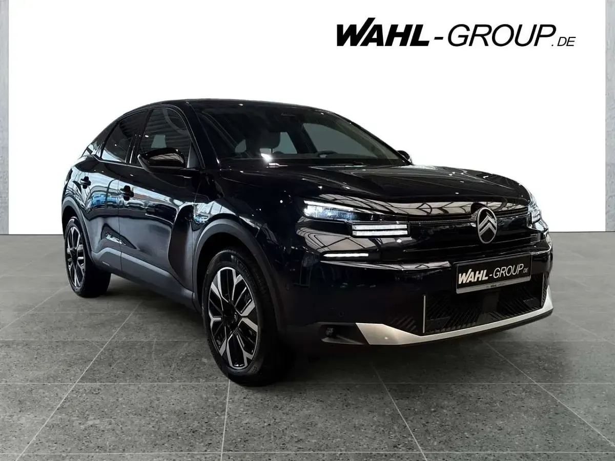 Neu Citroën C4 145 PS (106 kW) 2025 Blau Limousine