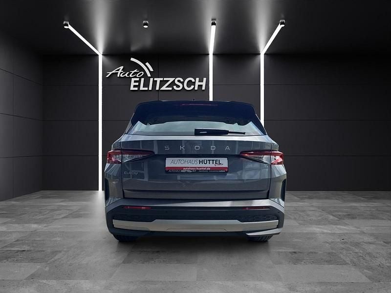 Gebraucht Skoda Elroq Tour 125 kW (170 PS) 2025 Graphitegrau metallicgraphitegrau metallictimiano green SUV