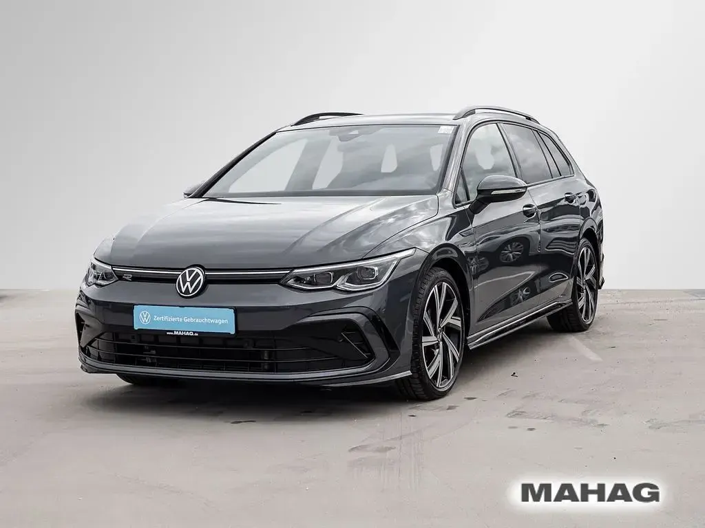 Second-hand VW Golf VIII R-line 150 CP (110 kW) 2023 Gri Break