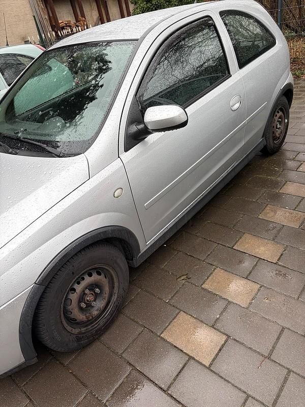 Gebraucht Opel Corsa 60 PS (44 kW) 2005 Silber Kleinwagen