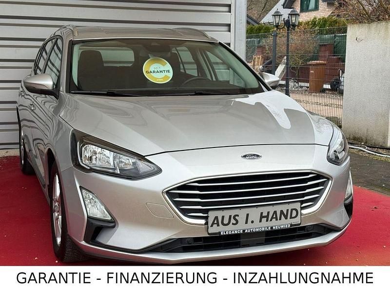 Gebraucht Ford Focus 120 PS (88 kW) 2019 Silber Limousine