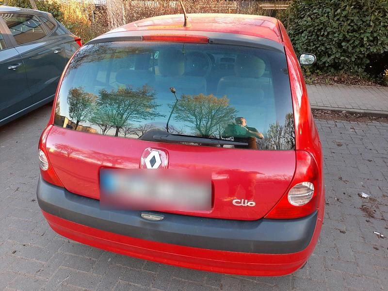 Gebraucht Renault Clio II 75 PS (55 kW) 2001 Kleinwagen