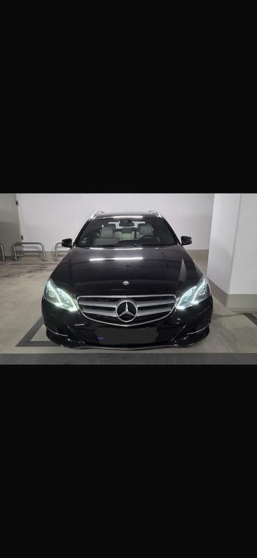 Usata Mercedes E350 252 CV (185 kW) 2013 Nero Station wagon