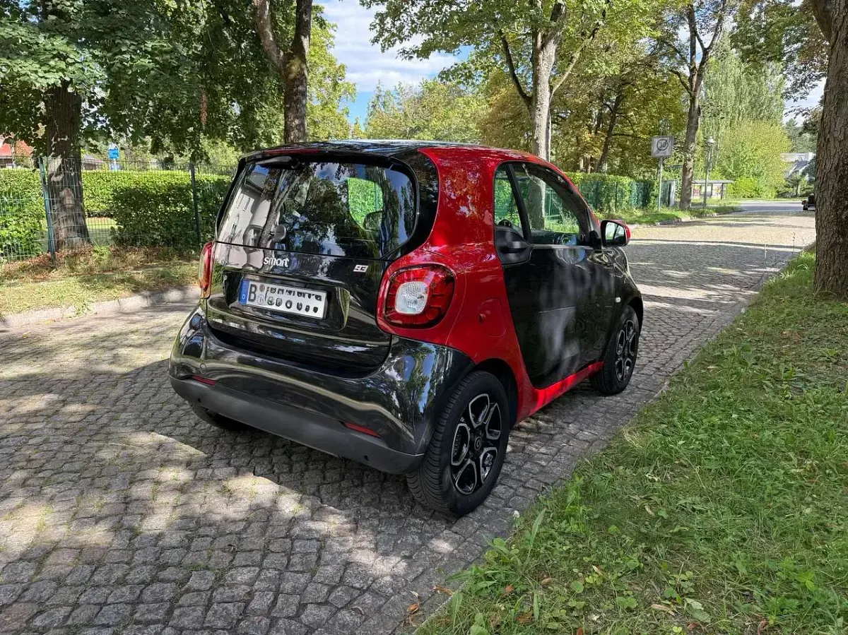 Gebraucht Smart ForTwo Coupé 90 PS (66 kW) 2019 Schwarz Coupé