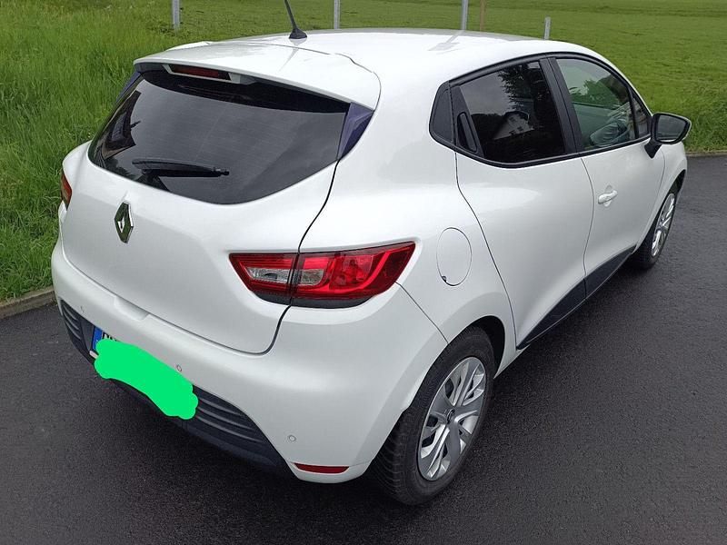 Gebraucht Renault Clio IV Experience 75 PS (55 kW) 2016 Weiß Kleinwagen