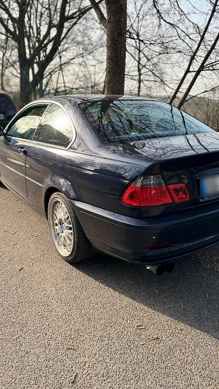 Gebraucht BMW 320 170 PS (125 kW) 2001 Blau Coupé