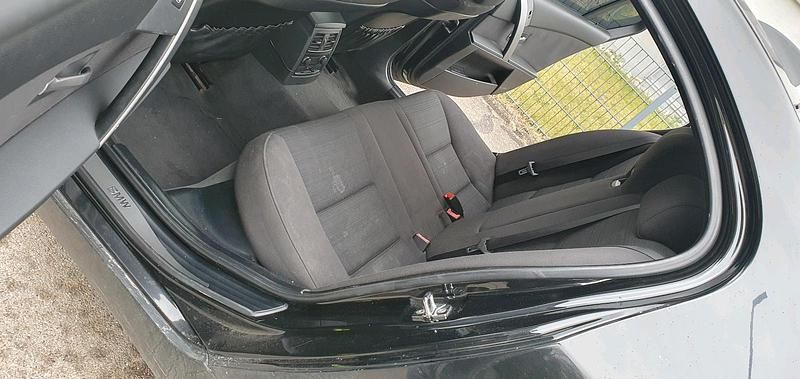 Gebraucht BMW 523 177 PS (130 kW) 2006 Schwarz Limousine