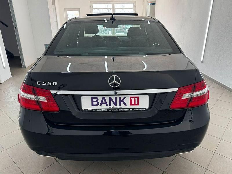 Używany Mercedes E500 AMG 408 KM (300 kW) 2012 Czarny Sedan/Limuzyna