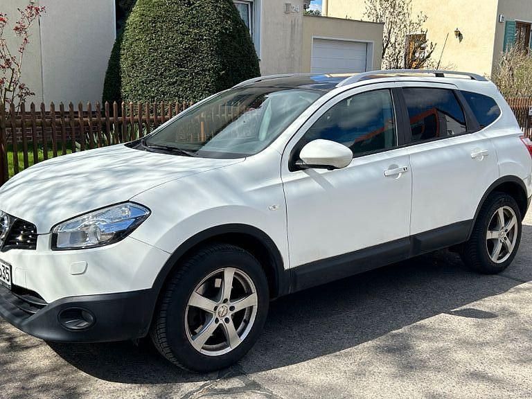 Weiß Gebraucht 2012 Nissan Qashqai +2 Tekna SUV | 6.500 € (Guter Preis) - Bild 1/4