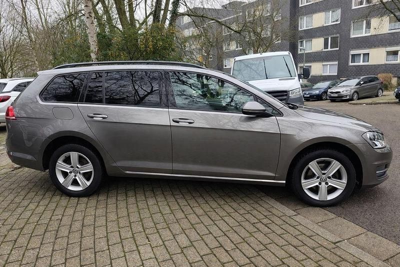 Gebraucht VW Golf VII 110 PS (80 kW) 2015 Grau Limousine