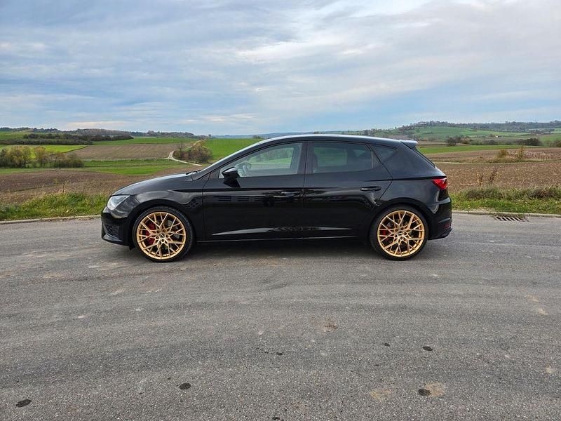 Gebraucht Seat Leon Black Edition 290 PS (213 kW) 2017 Schwarz Limousine