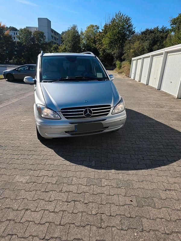Gebraucht Mercedes Viano 150 PS (110 kW) 2008 Silber Van / Kleinbus