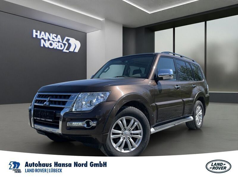 Braun Gebraucht 2018 Mitsubishi Pajero Top SUV | 16.555 € - Bild 1/4