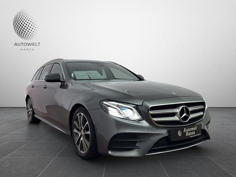 Gebraucht Mercedes E220 AMG 194 PS (142 kW) 2017 Grau Limousine
