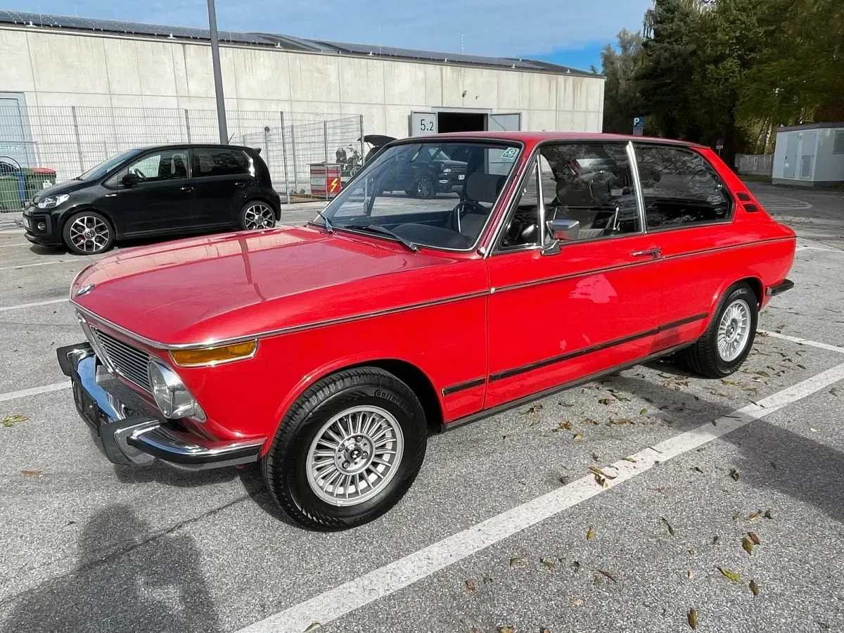 Gebraucht BMW 1602 85 PS (62 kW) 1972 Rot Kleinwagen