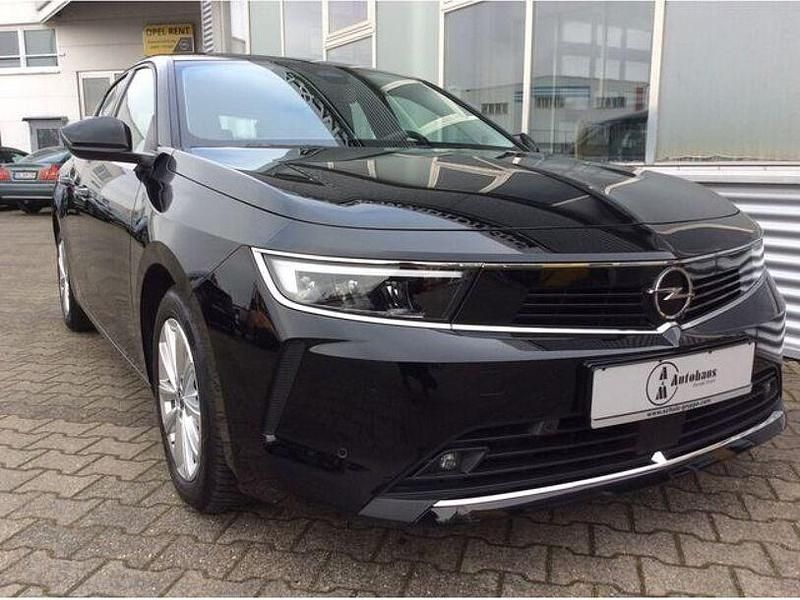 Diamantschwarz Gebraucht 2023 Opel Astra Enjoy Limousine | 19.990 € (Guter Preis) - Bild 1/4