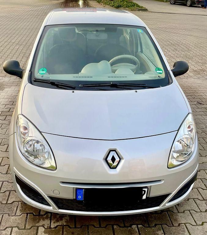 Silber Gebraucht 2008 Renault Twingo Kleinwagen | 1.100 € (Guter Preis) - Bild 1/4