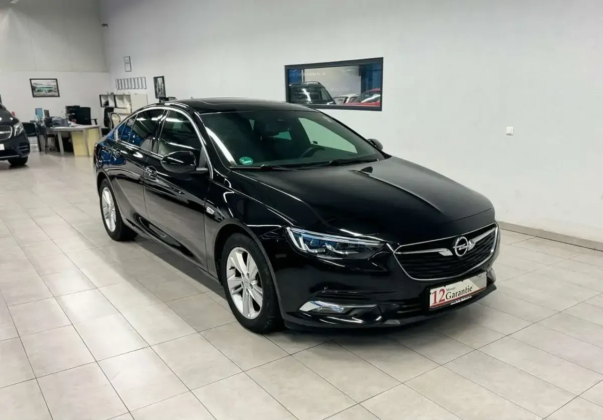 Gebraucht Opel Insignia Innovation 165 PS (121 kW) 2020 Onyx schwarz Limousine