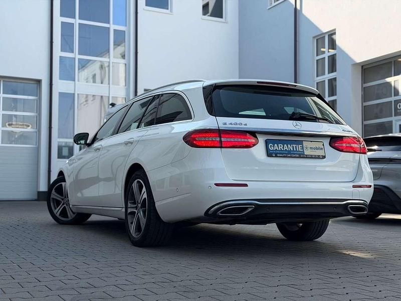 Gebraucht Mercedes E400 Avantgarde 340 PS (250 kW) 2018 Weiß Limousine