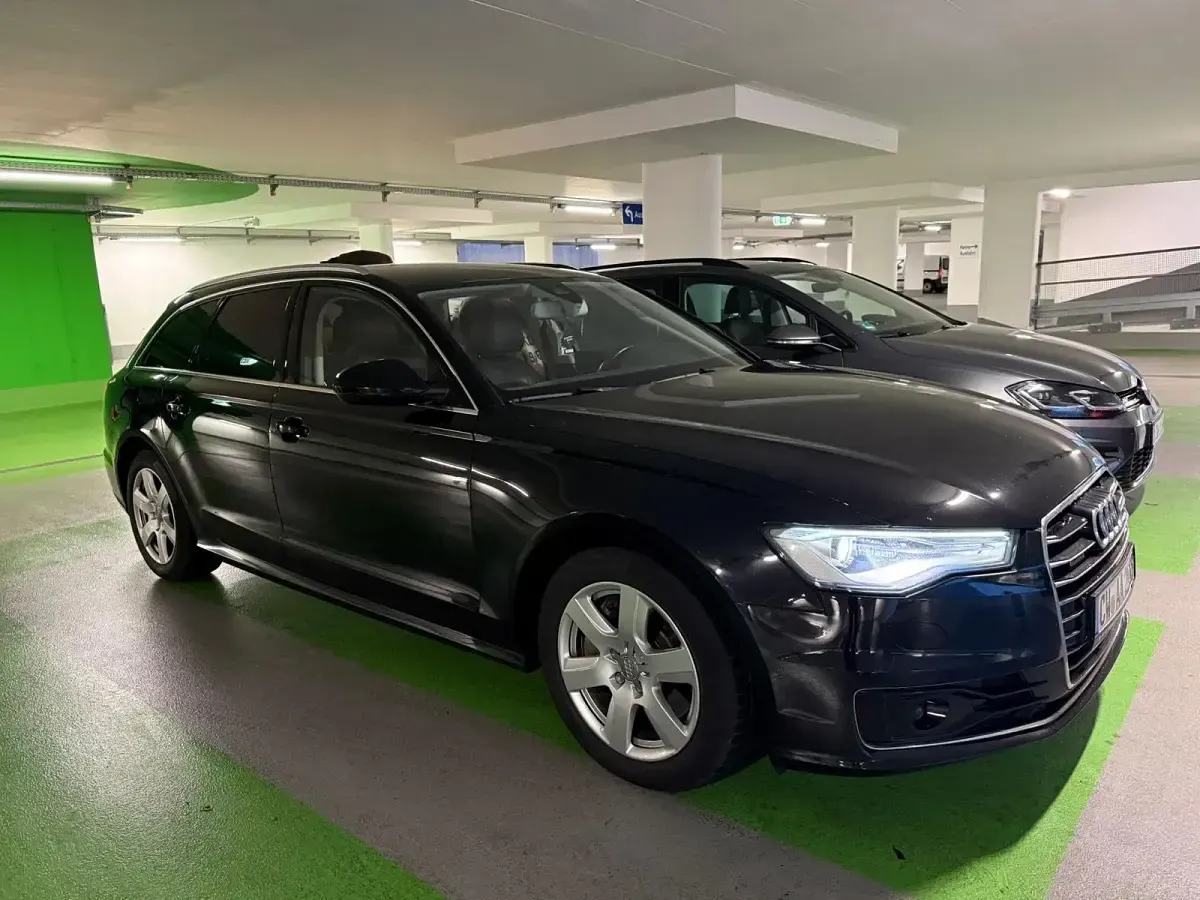 Second-hand Audi A6 218 CP (160 kW) 2015 Negru Berlinǎ