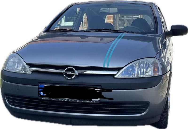 Grau Gebraucht 2003 Opel Corsa Enjoy Limousine | 1.399 € (Etwas zu teuer) - Bild 1/3