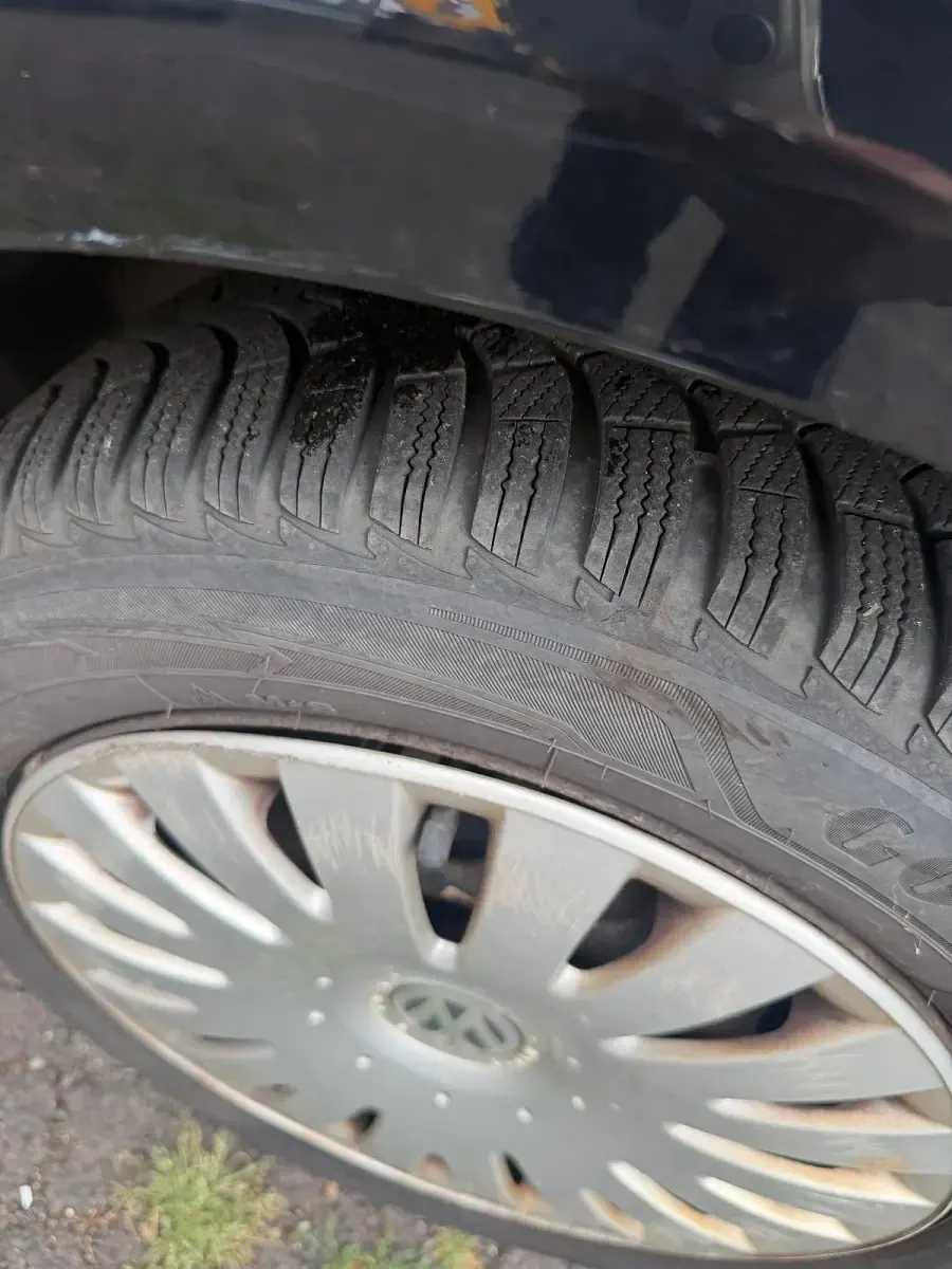 Gebraucht VW Passat 122 PS (89 kW) 2010 Schwarz Kombi