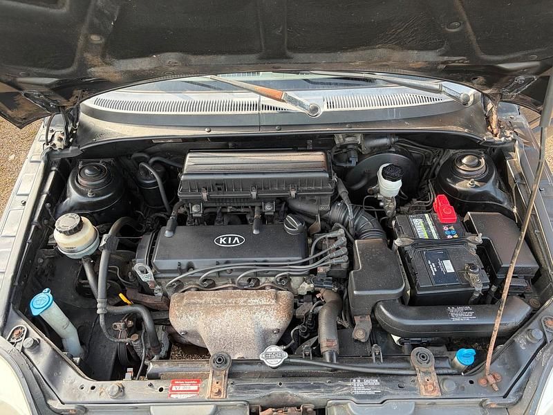 Gebraucht Kia Rio 82 PS (60 kW) 2003 Schwarz Kombi