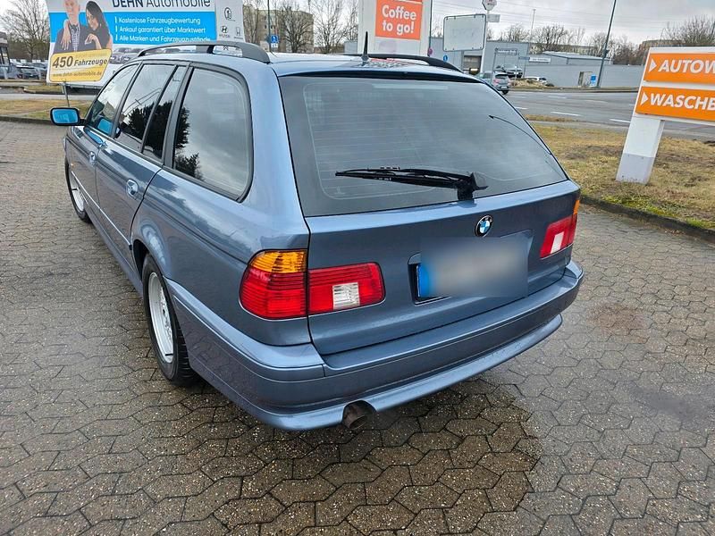 Gebraucht BMW 525 192 PS (141 kW) 2001 Grau Kombi