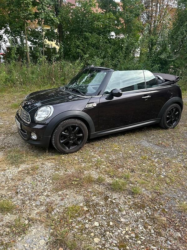 Second-hand Mini Cooper Cabriolet 122 CP (89 kW) 2012 Maro Cabrio