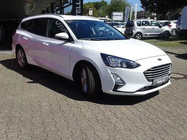 Gebraucht Ford Focus Cool & Connect 150 PS (110 kW) 2021 Weiß Limousine