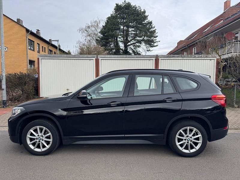 Gebraucht BMW X1 Advantage 140 PS (102 kW) 2018 Schwarz SUV