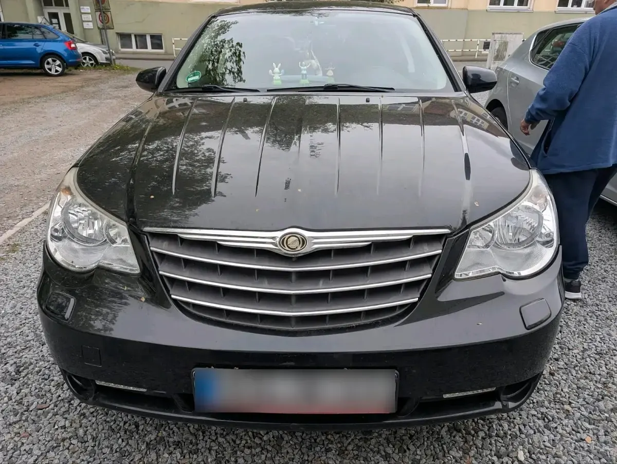 Begagnad Chrysler Sebring 190 HK (139 kW) 2010 Svart Sedan