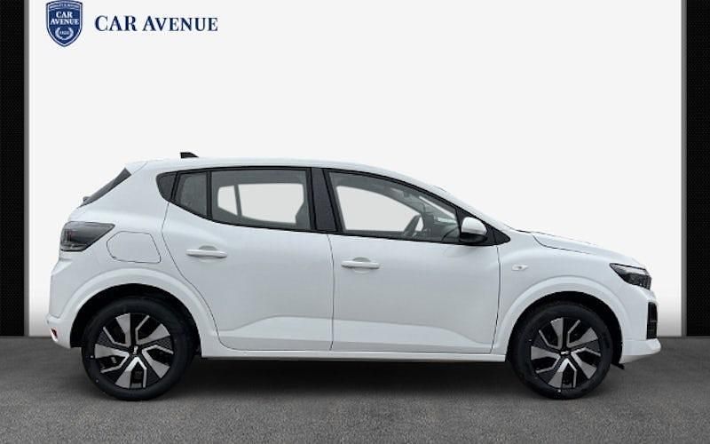 Neu Dacia Sandero Expression 101 PS (74 kW) 2026 Weiß Limousine