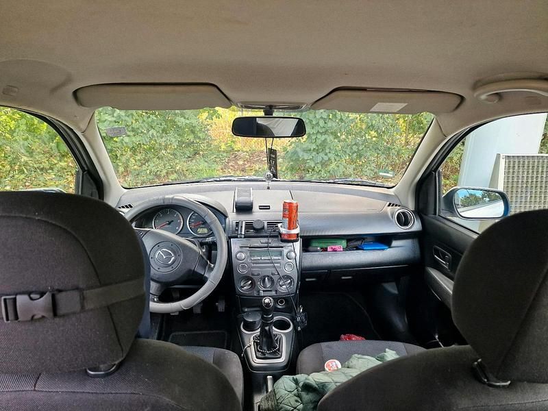 Gebraucht Mazda 2 50 PS (36 kW) 2006 Grau Kleinwagen