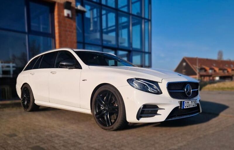 Weiß Gebraucht 2019 Mercedes E53 AMG AMG Limousine | 47.400 € (Guter Preis) - Bild 1/4