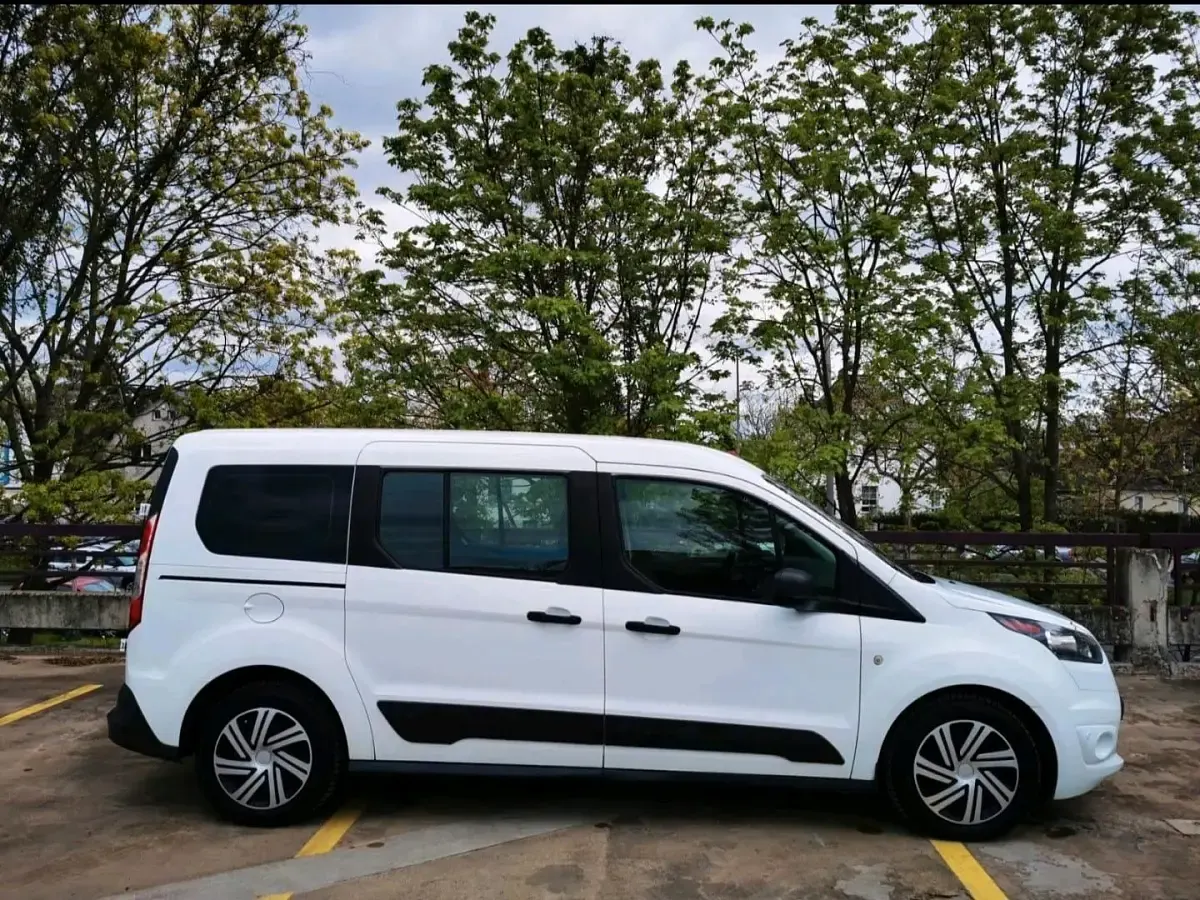 Gebraucht Ford Transit Connect 101 PS (74 kW) 2018 Weiß Van / Kleinbus