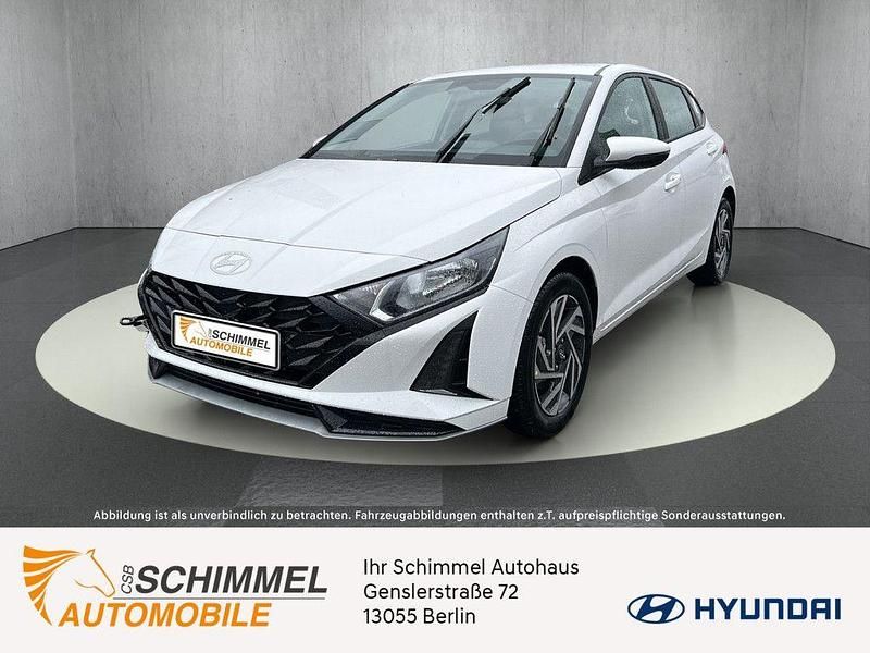 Weiß Neu 2025 Hyundai i20 Trend Limousine | 22.425 € (Fairer Preis) - Bild 1/4