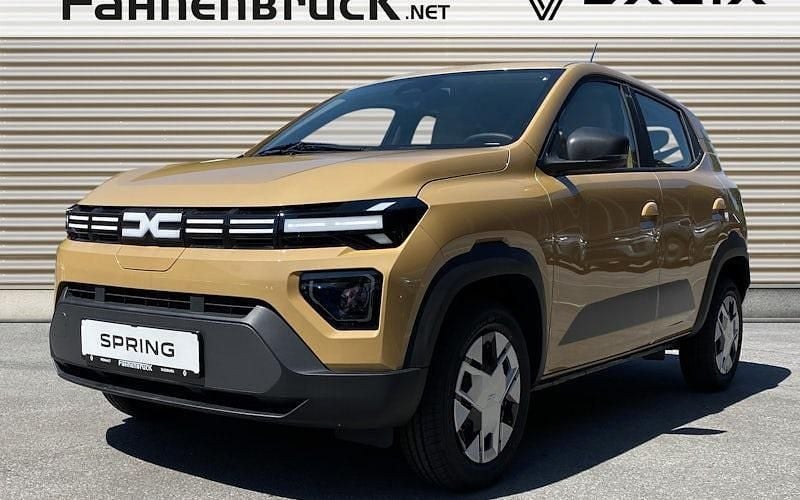 Beige (safaribeige (beige) (beige)) Neu 2025 Dacia Spring Expression Kleinwagen | 16.985 € (Fairer Preis) - Bild 1/4