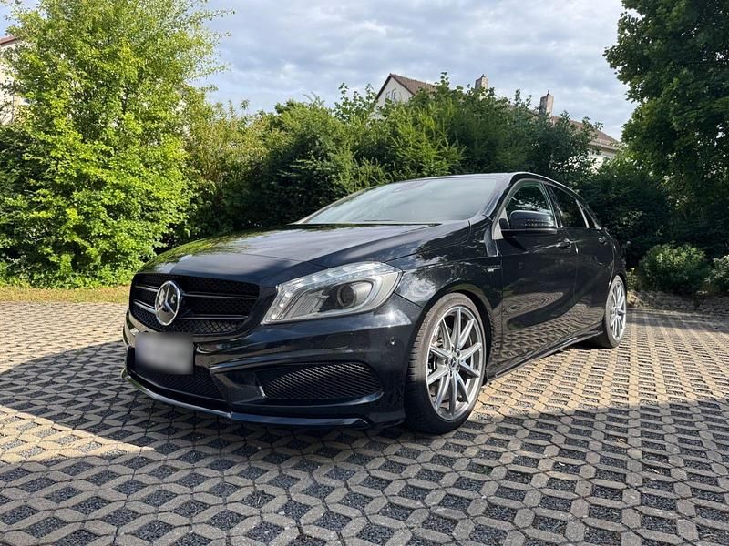 Gebraucht Mercedes A250 AMG line 211 PS (155 kW) 2013 Schwarz Limousine