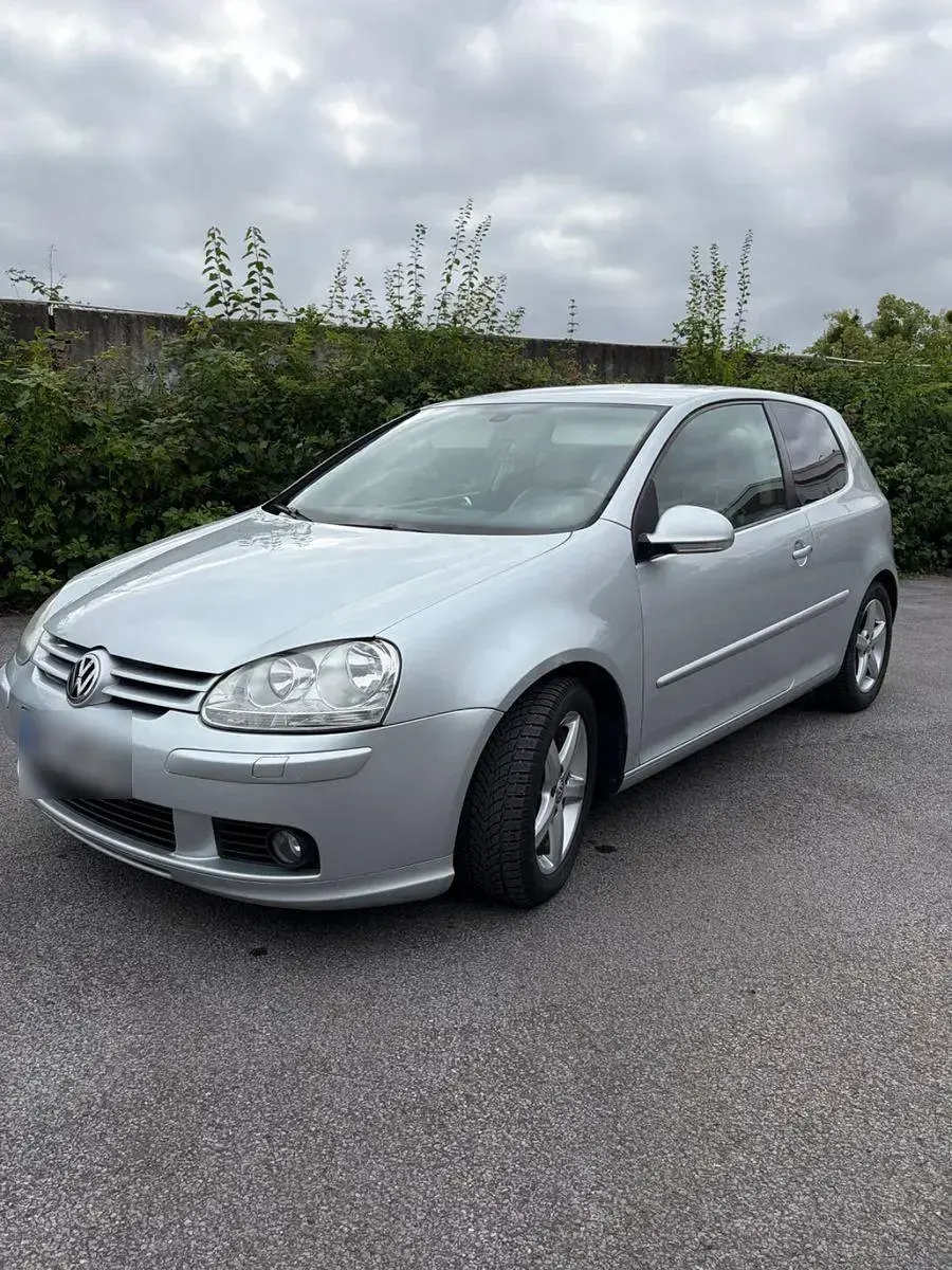 Gebraucht VW Golf IV 105 PS (77 kW) 2006 Silber Limousine