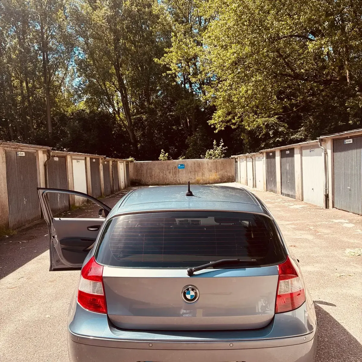 Gebraucht BMW 116 116 PS (85 kW) 2004 Blau Kleinwagen