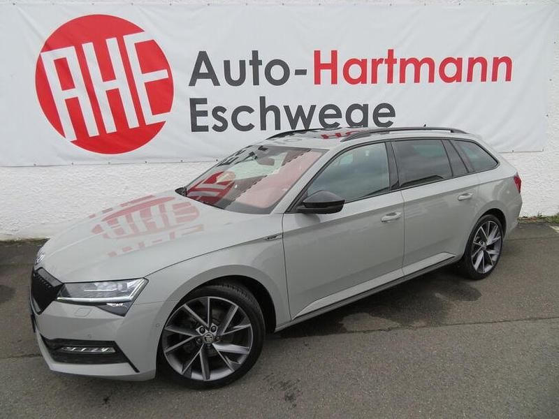 Grau Gebraucht 2022 Skoda Superb | 33.479 € - Bild 1/4