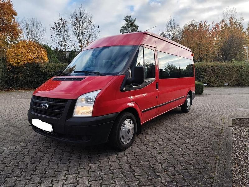 Rot Gebraucht 2011 Ford Transit Van / Kleinbus | 7.500 € (Teuer) - Bild 1/4