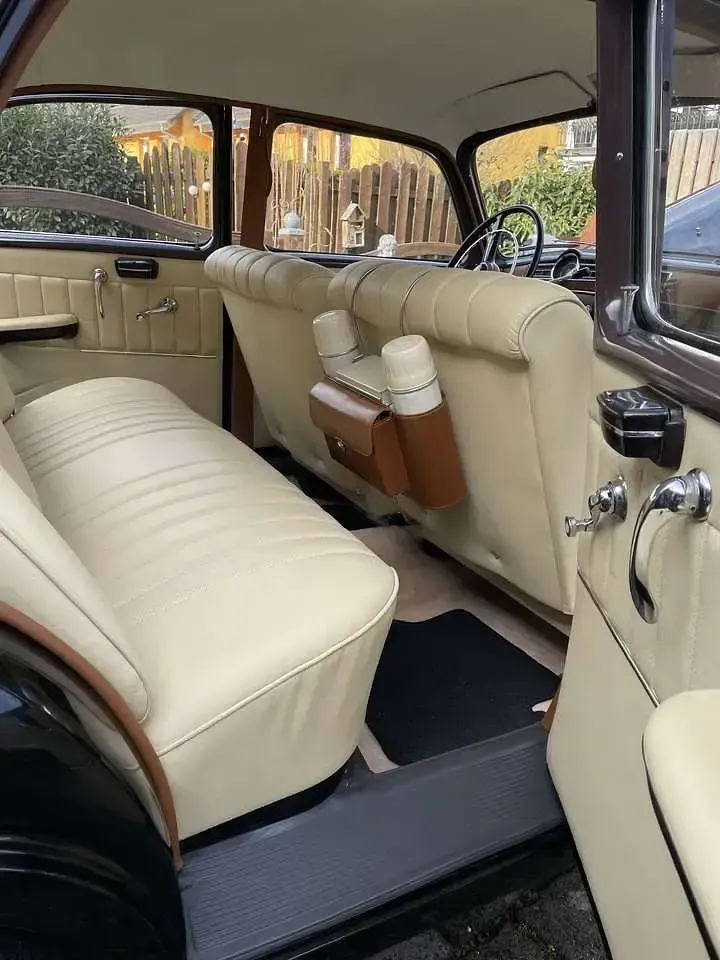 Gebraucht Mercedes 180 48 PS (35 kW) 1955 Schwarz Limousine