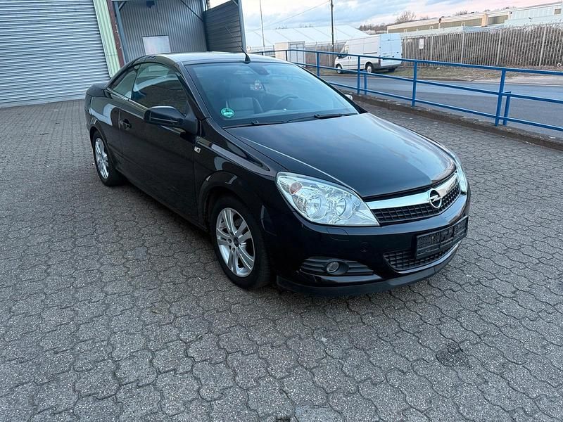Gebraucht Opel Astra Cabriolet 140 PS (102 kW) 2009 Schwarz Cabrio