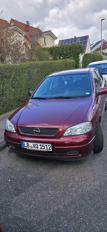 Gebraucht Opel Astra 90 PS (66 kW) 2000 Rot Limousine