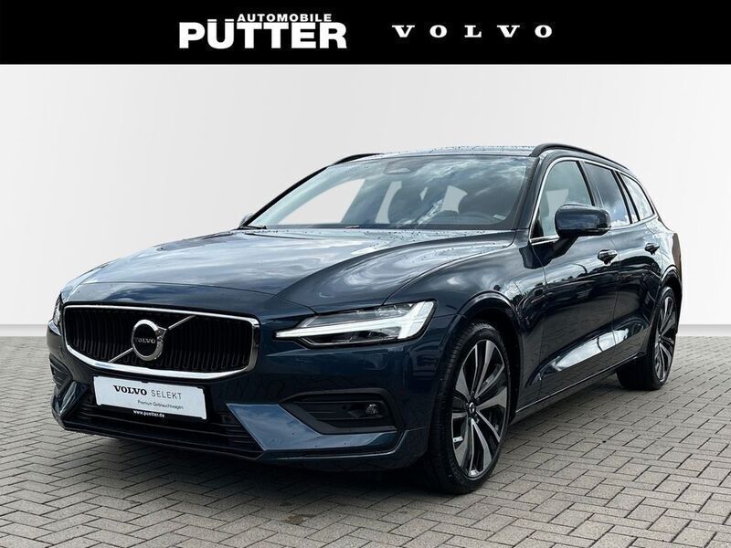 Metallic (blau Gebraucht 2024 Volvo V60 Core Kombi | 38.690 € (Fairer Preis) - Bild 1/4