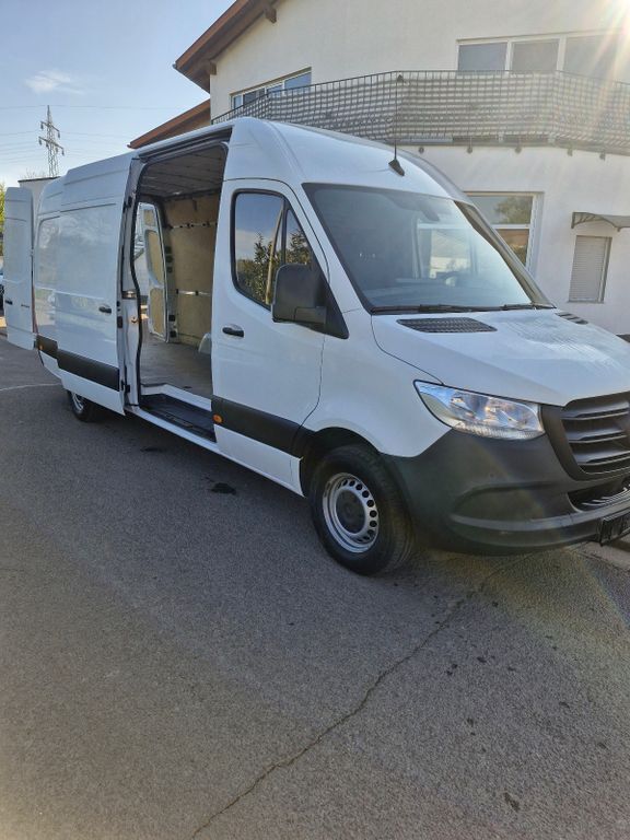 Weiß Gebraucht 2021 Mercedes Sprinter Van | 24.693 € (Guter Preis) - Bild 1/4